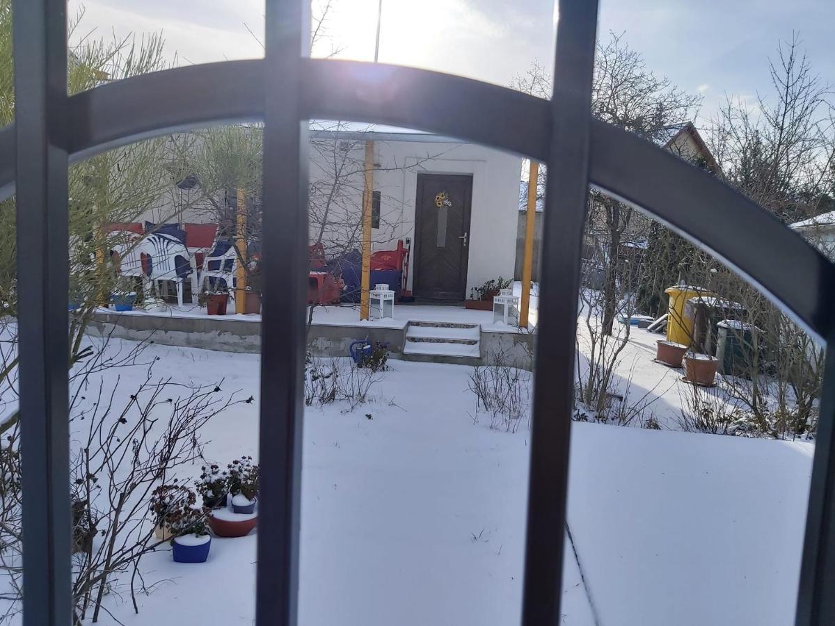 Deel Apartman Nyiregyhaza Luaran gambar