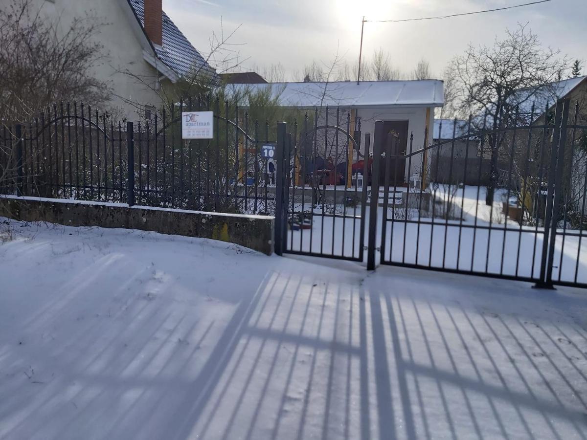 Deel Apartman Nyiregyhaza Luaran gambar