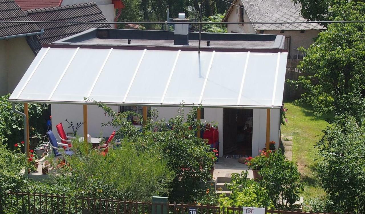 Deel Apartman Nyiregyhaza Luaran gambar